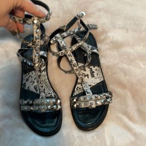 Free people gladiator sandals snakeskin print